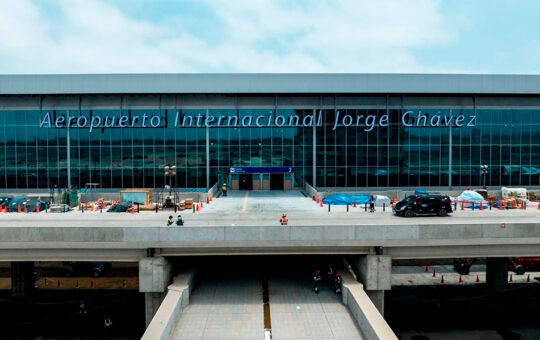 POSTERGAN INAUGURACIÓN DEL NUEVO TERMINAL DEL AEROPUERTO JORGE CHÁVEZ – RCR Peru