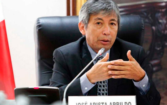 MINISTRO DE ECONOMÍA CRITICÓ PROYECTOS DE LEY SOBRE RETIRO DE CTS – RCR Peru