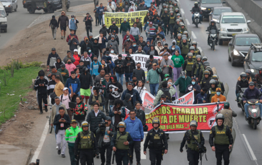 TRANSPORTISTAS ALISTAN NUEVO PARO COMO MEDIDA CONTRA EL CRMEN ORGANIZADO – RCR Peru