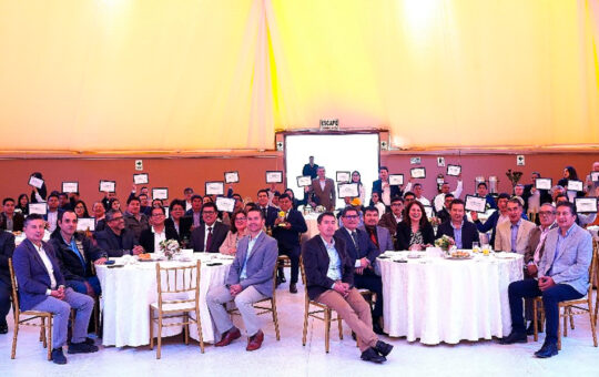 TRABAJO CONJUNTO DE EMPRESAS CONTRATISTAS DE NEWMONT YANACOCHA ES RECONOCIDO – RCR Peru