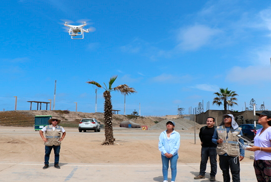 OEFA CAPACITA A SUPERVISORES EN USO DE DRONES PARA SU LABOR AMBIENTAL – RCR Peru