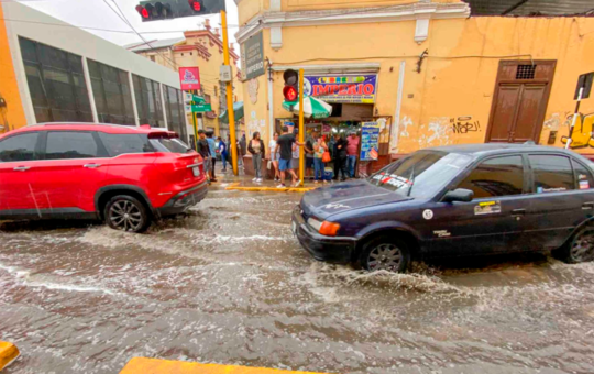 ¡ICA EN EMERGENCIA! CASAS, HOSPITALES Y COLEGIOS, LOS MÁS AFECTADOS POR LLUVIA TORRENCIAL – RCR Peru