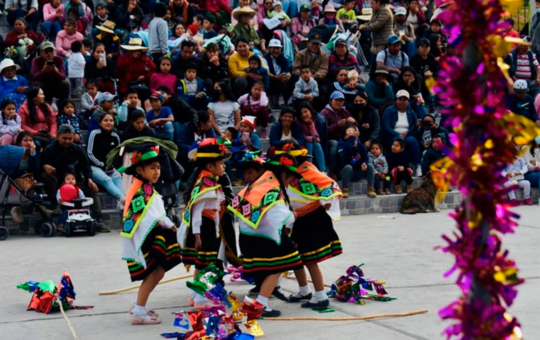 COLECTIVO LLAQTA MAQTA REALIZA ACTIVIDAD CULTURAL Y PROMOCIÓN DE PAUCAR DEL SARA SARA – RCR Peru