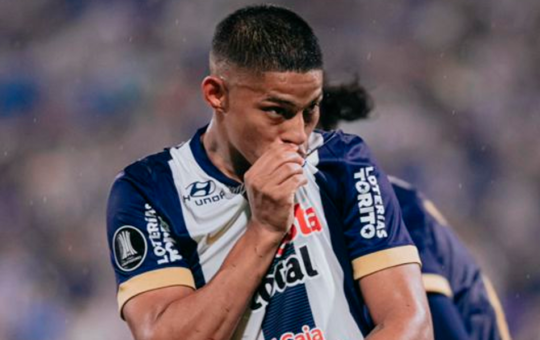 HINCHAS Y JUGADORES DE ALIANZA LIMA CON LA CONFIANZA DE UN TRIUNFO FRENTE A BOCA JUNIORS – RCR Peru