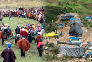 ALGUNAS RONDAS CAMPESINAS DE CAJAMARCA EMPIEZAN A ACEPTAR LA MINERÍA ILEGAL – RCR Peru