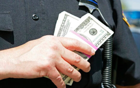 INJERENCIA POLÍTICA ES RESPONSABLE DE FALTA DE MERITOCRACIA EN LA POLICÍA – RCR Peru