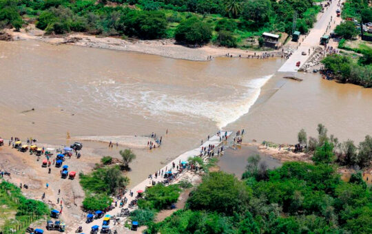 QUEBRADA DE SAN FRANCISCO COLAPSA POR LLUVIAS INTENSAS PERJUDICANDO AL CENTRO POBLADO DE MALINGAS EN TAMBOGRANDE – RCR Peru
