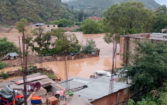 SIGUE EL RIESGO DE INUNDACIONES TRAS EL DESBORDE DEL RÍO HUALLAGA – RCR Peru