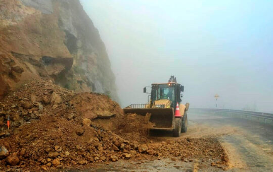 LLUVIAS INTENSAS SIGUEN GENERANDO EMERGENCIAS POR DESLIZAMIENTOS DE CARRETERAS EN CAJAMARCA – RCR Peru