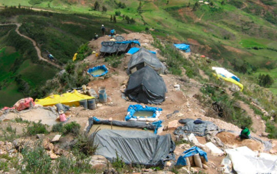 FALTA DE CONTROL Y COORDINACIÓN ENTRE INSTITUCIONES AGRAVA MINERÍA ILEGAL EN CAJAMARCA – RCR Peru