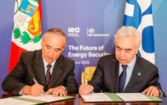 MEMORANDO DE ENTENDIMIENTO SUSCRITO CON LA AGENCIA INTERNACIONAL DE ENERGÍA ES UNA VENTANA DE OPORTUNIDADES PARA EL PERÚ – RCR Peru