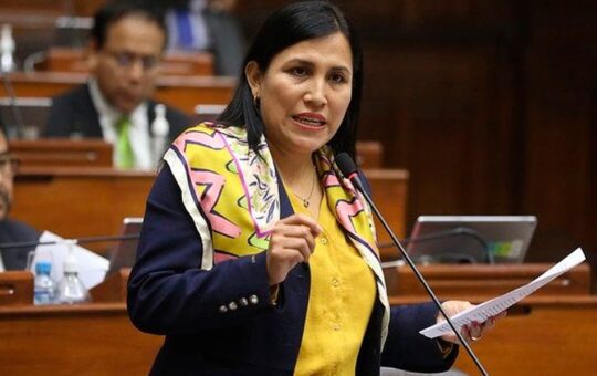 LA MEJORA DE PENSIONES ES UN AVANCE COLECTIVO QUE DIGNIFICA AL MAGISTERIO Y FORTALECE LA EDUCACIÓN – RCR Peru