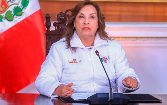 DINA BOLUARTE PIDE AL CONGRESO PERMISO PARA VIAJAR A ECUADOR PARA LA TOMA DE MANDO DE DANIEL NOVOA – RCR Peru