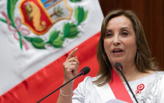 CONGRESO ARCHIVA DENUNCIA CONSTITUCIONAL CONTRA DINA BOLUARTE POR EL CASO ROLEX – RCR Peru