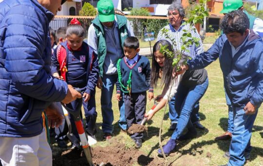 PROGRAMA “ADOPTA TU PARQUE” INTERVENDRÁ EN 32 HECTÁREAS DESTINADAS A LA FORESTACIÓN Y RECUPERACIÓN DE ESPACIOS PÚBLICOS EN CAJAMARCA – RCR Peru