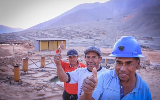 EXMINISTRO DEL MINEM SOSTIENE QUE NO HAY APOYO DEL ESTADO PARA FORMALIZAR A MILES DE MINEROS EN EL PAÍS – RCR Peru