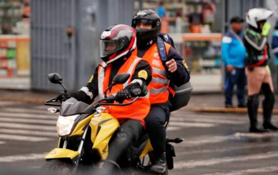 MOTOCICLISTAS SOLICITAN DEROGACIÓN DEFINITIVA DE LA NORMA QUE OBLIGA EL USO OBLIGATORIO DE CHALECOS – RCR Peru