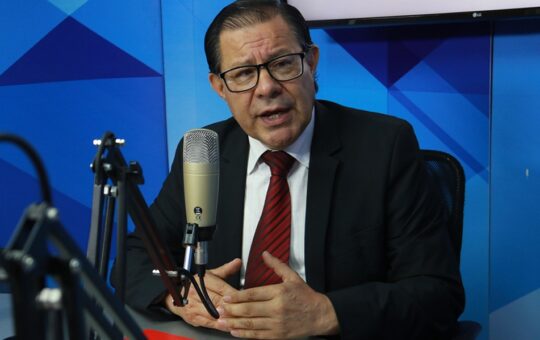 HERBERTH CUBA:“HA SIDO UNA SEMANA FRUCTIFERA PARA EL SECTOR SALUD” – RCR Peru