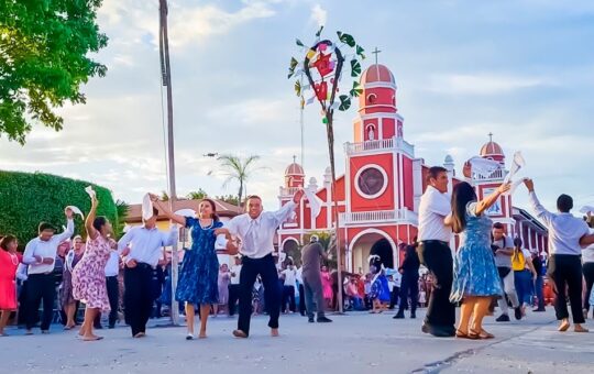 SÍMBOLO DE RESISTENCIA CULTURAL Y MOTOR DE DESARROLLO AMAZÓNICO – RCR Peru