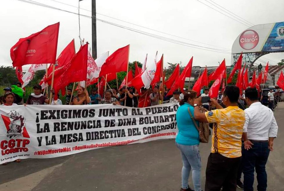 PROTESTAS EN IQUITOS FUE PARA DENUNCIAR AL GOBERNADOR REGIONAL, LA DEFICIENTE ELECTRIFICACIÓN Y LA CONTAMINACIÓN DEL AGUA POR LA MINERÍA ILEGAL – RCR Peru