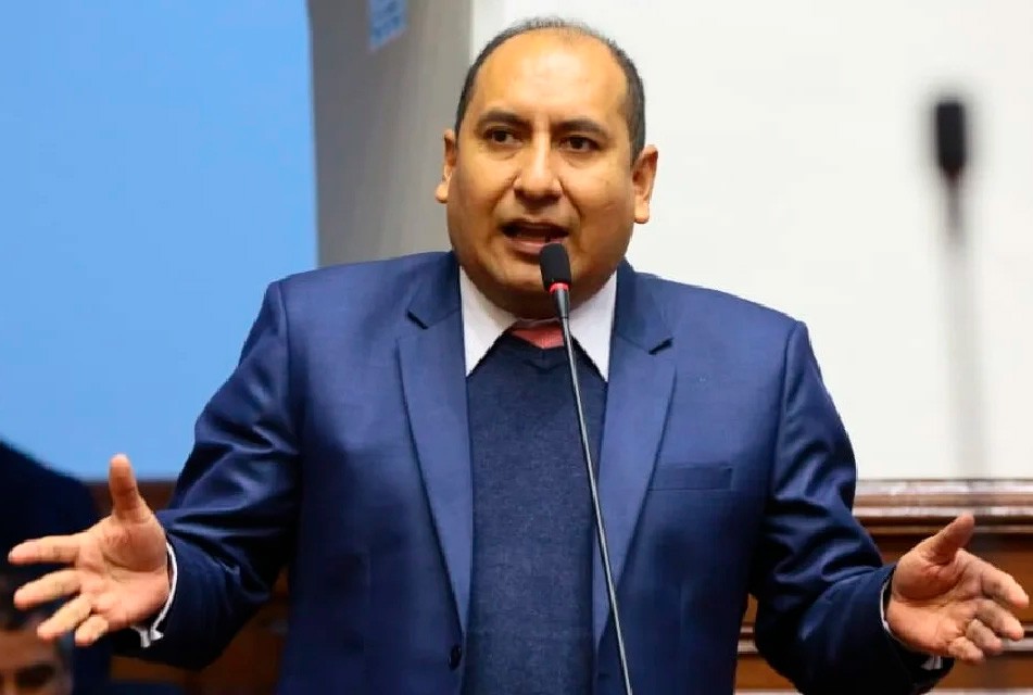 EXCONGRESISTA RICHARD ARCE DENUNCIA EL «FRACASO» DEL REINFO – RCR Peru