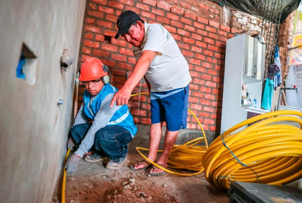 HISTÓRICA INVERSIÓN DE US$ 550 MILLONES LLEVARÁ GAS NATURAL A 7 REGIONES DEL PAÍS – RCR Peru