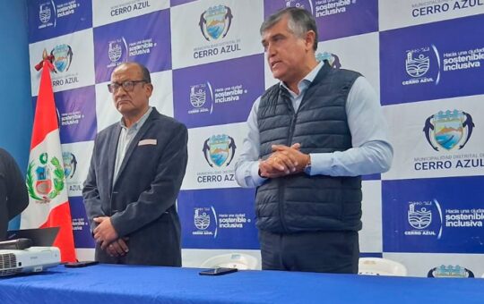 VECINOS DE PUENTE TABLA EXIGEN SE CONCRETE OBRA DE ALCANTARILLADO – RCR Peru