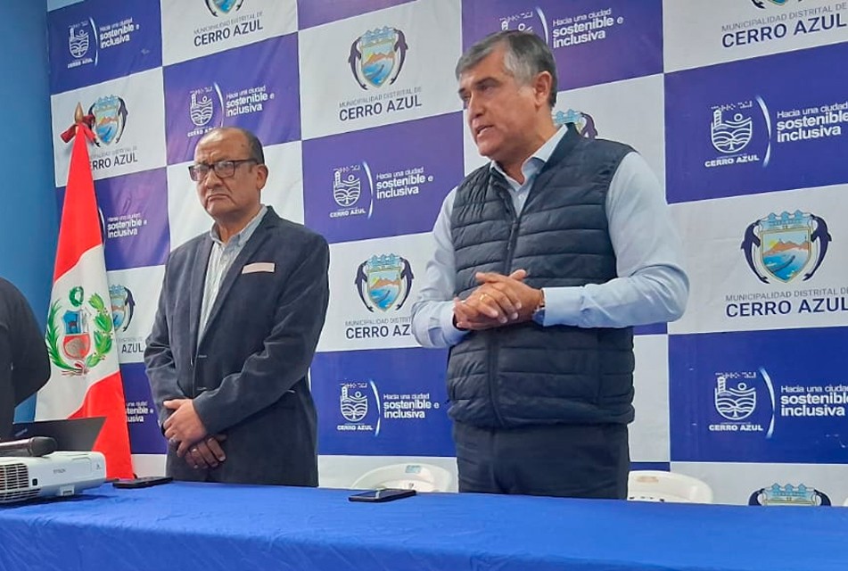 VECINOS DE PUENTE TABLA EXIGEN SE CONCRETE OBRA DE ALCANTARILLADO – RCR Peru