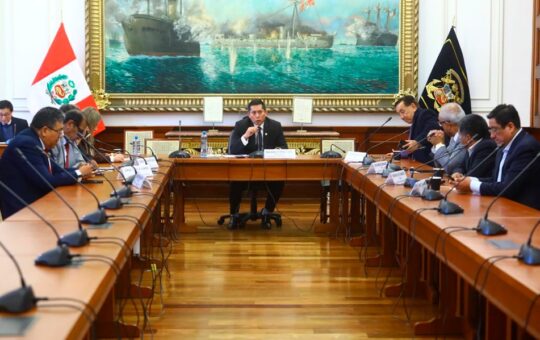 COMISIÓN DE ENERGÍA Y MINAS EN MANOS DE LA IZQUIERDA PODRÍA IMPULSAR MEDIDAS QUE FAVOREZCAN A LA MINERÍA INFORMAL – RCR Peru