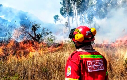 LLUVIAS QUE AÚN SE VIENEN PRESENTANDO EN ALGUNAS ZONAS DE CAJAMARCA EVITAN INCENDIOS FORESTALES – RCR Peru
