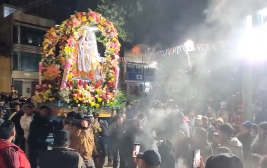 OYÓN SE DESPIDE DE LA VIRGEN DE LA ASUNCIÓN CON EMOTIVA PROCESIÓN – RCR Peru