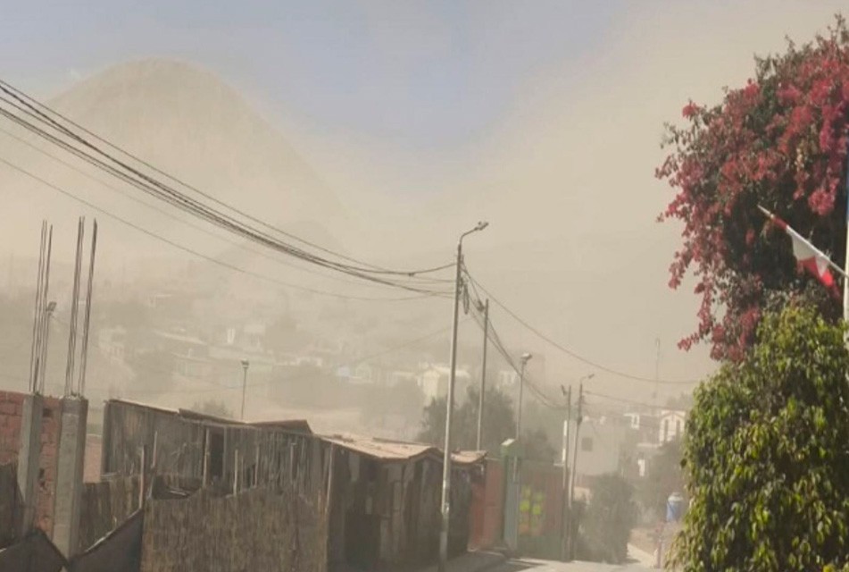 ¡CUIDADO! PERSISTIRÁN LOS VIENTOS MODERADOS A FUERTES EN LA SIERRA SUR Y LA COSTA – RCR Peru