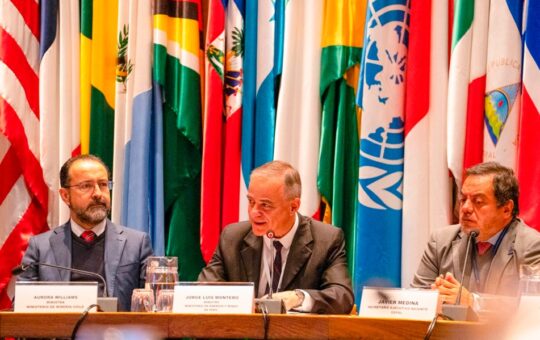 “APOSTAMOS POR EL DESARROLLO TERRITORIAL, LA INDUSTRIALIZACIÓN, EL CIERRE RESPONSABLE DE MINAS Y LA PEQUEÑA MINERÍA” – RCR Peru