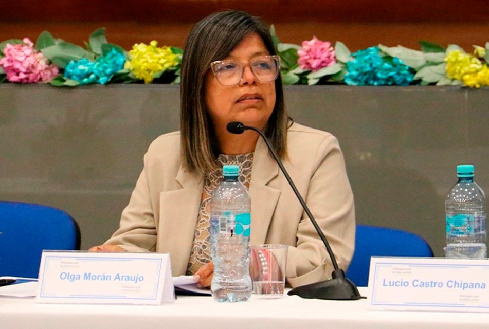 «DEBEMOS PONER LA EDUCACIÓN EN EL CENTRO DE LA AGENDA NACIONAL» – RCR Peru