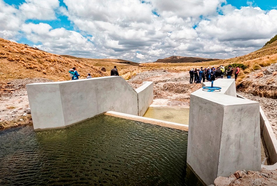 CON APOYO DE NEWMONT YANACOCHA, AGRICULTORES DE CAJAMARCA INVIERTEN EN LA MEJORA DE CANALES DE RIEGO – RCR Peru