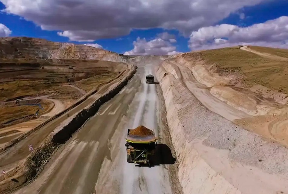 MINERÍA ILEGAL FORMA CORREDOR ILÍCITO DE TRUJILLO A CAJAMARCA – RCR Peru