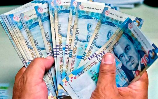 IDEL VEXLER EXIGIÓ AL GOBIERNO BUSCAR NUEVAS FUENTES DE FINANCIAMIENTO ECONÓMICO PARA AUMENTAR LA PENSIÓN A MAESTROS CESANTES Y JUBILADOS – RCR Peru