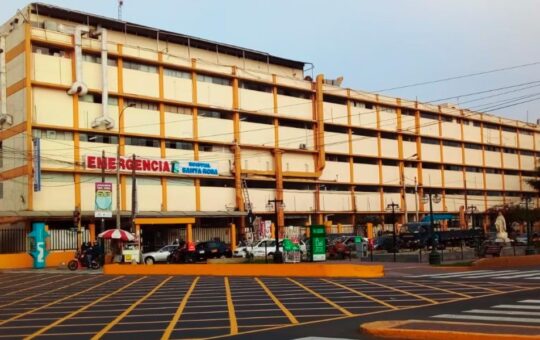 COLAPSO EN EL HOSPITAL SANTA ROSA DEL DISTRITO DE BREÑA PONE EN RIESGO A PACIENTES Y TRABAJADORES – RCR Peru