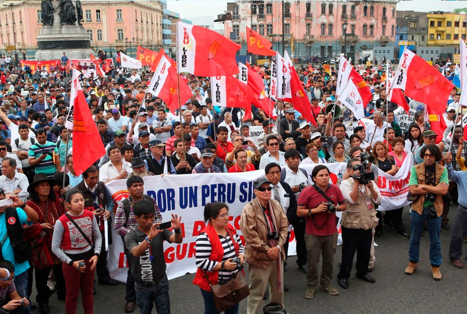 TRABAJADORES DE CONSTRUCCIÓN CIVIL MARCHARÁN ESTE JUEVES PARA EXIGIR AUMENTOS SALARIALES, REACTIVACIÓN DE OBRAS Y LUCHA CONTRA MAFIAS EN EL SECTOR – RCR Peru