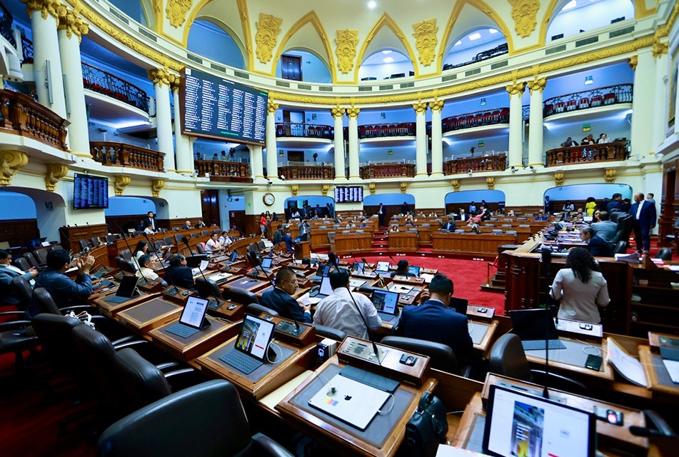 CONGRESO APROBÓ CREACIÓN DE 22 UNIVERSIDADES SIN SUSTENTO MIENTRAS LA CALIDAD EDUCATIVA CAE – RCR Peru