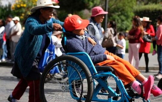 LA ACCESIBILIDAD A CONOCIMIENTOS Y ESPACIOS DE APOYO MÉDICO PROFESIONAL SON LAS PRINCIPALES RETOS QUE ENFRENTAN LOS FAMILIARES DE PERSONAS CON DISCAPACIDAD – RCR Peru