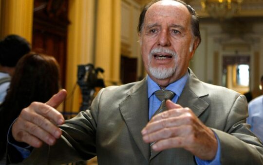 “LA DECISIÓN DE ELEGIR A JOSÉ JERÍ COMO PRESIDENTE DEL PERÚ ES APRESURADA Y NO CONDUCE A NADA” – RCR Peru