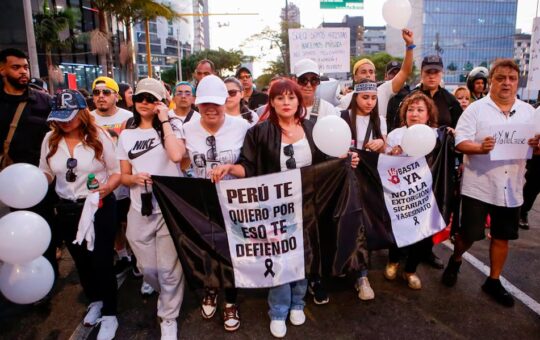 ‘ARTISTAS POR LA PAZ’ EXIGE PROTECCIÓN Y MEDIDAS URGENTES AL GOBIERNO ANTE EL AUMENTO DE LA INSEGURIDAD CIUDADANA QUE VIENE AFECTANDO AL SECTOR ARTÍSTICO – RCR Peru