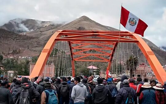 OLVIDO DEL ESTADO Y LA FALTA DE JUSTICIA ALIMENTAN EL DESCONTENTO EN PUNO – RCR Peru