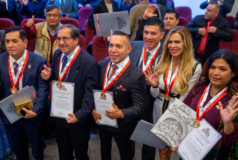 CONGRESO RECONOCE A PERUANOS DESTACADOS EN EL EXTERIOR – RCR Peru