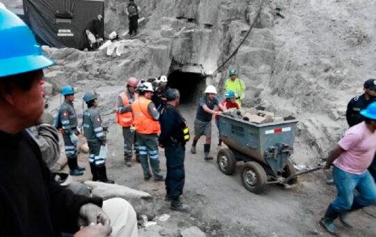 MINISTERIO DE ENERGÍA Y MINAS DEBE DAR RESPUESTA FIRME FRENTE A DEMANDAS DE MINEROS INFORMALES DE AMPLIAR EL REINFO – RCR Peru