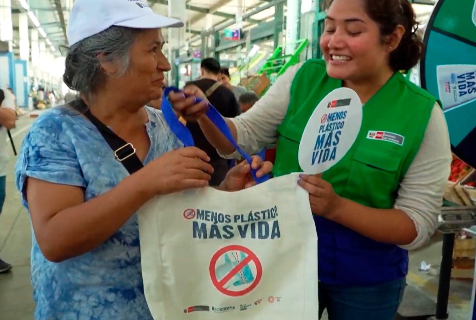 MINAM DESTACA LA IMPORTANCIA DE “LA SEMANA DE LA EDUCACIÓN AMBIENTAL” – RCR Peru