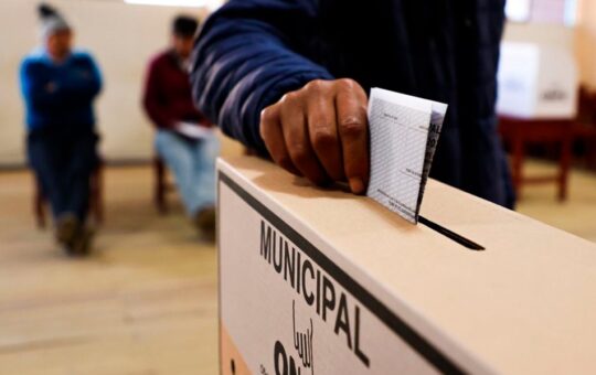 ECONOMIAS ILEGALES EN EL PERU Y EL FINANCIAMIENTO A CANDIDATOS NACIONALES Y LOCALES DEL PAÍS – RCR Peru