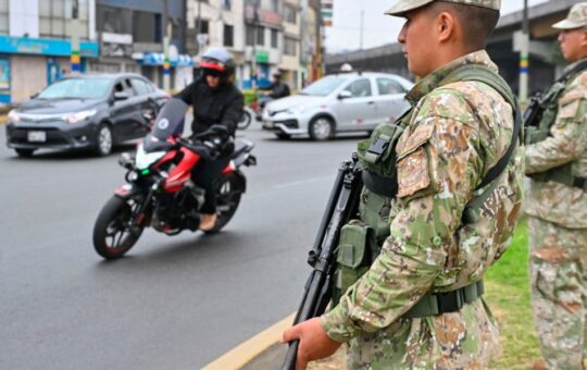 SE REQUEIRE DE UN GOBIERNO DE EMERGENCIA Y UNIDAD NACIONAL PARA ACABAR CON LA CONTINUIDAD QUE DEJÓ EL GOBIERNO DE DINA BOLUARTE – RCR Peru