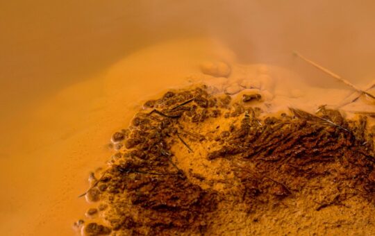 MINEROS ILEGALES CONTAMINAN FUENTES HÍDRICAS DE RÍOS DE CAJAMARCA – RCR Peru